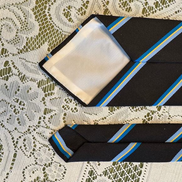 Vintage Chadwick by Wembley REPP Black/Blue/Yellow Stripe Men’s Necktie Preppy - Picture 5 of 13